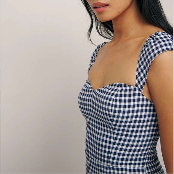 Reformation Bryson Dress in Madison Check Size 4 - Picture 4 of 9